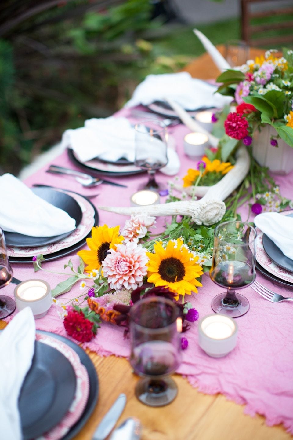 Pink, purple, table, flower, service, event, textile, plant, rehearsal dinner, drinks, 