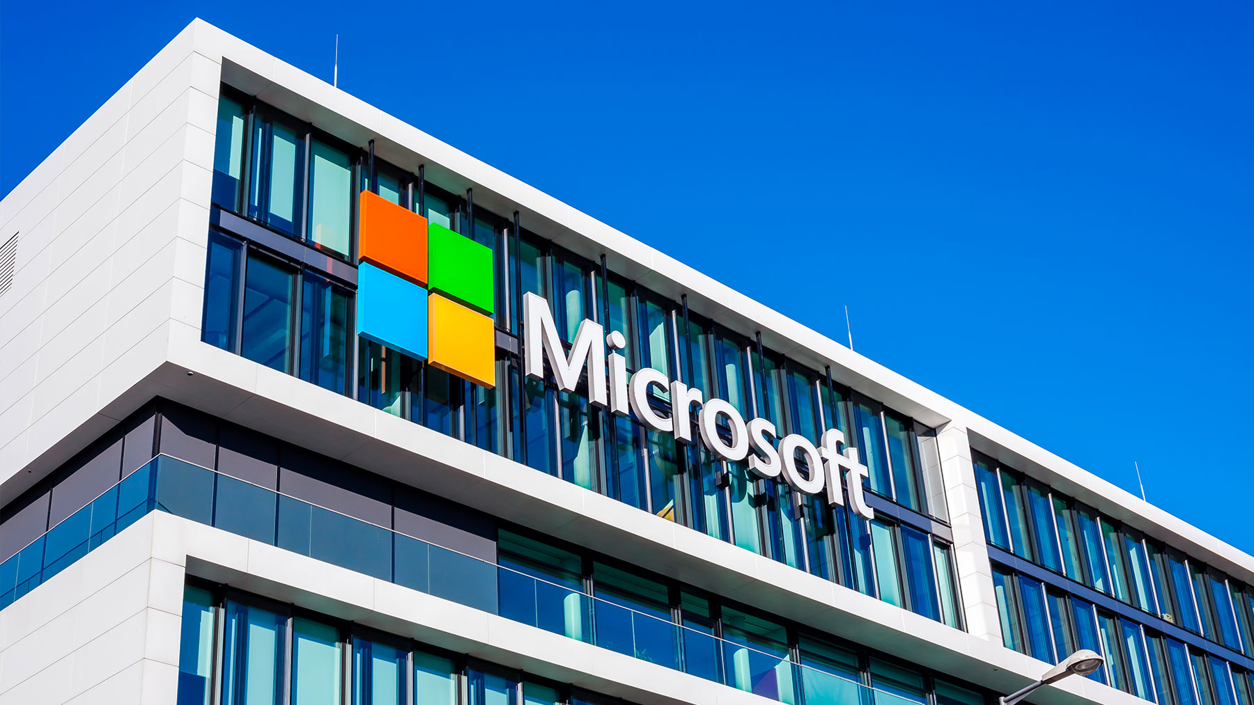 Microsoft needs remote workers from anywhere in the world - $200,000 salaries confirmed