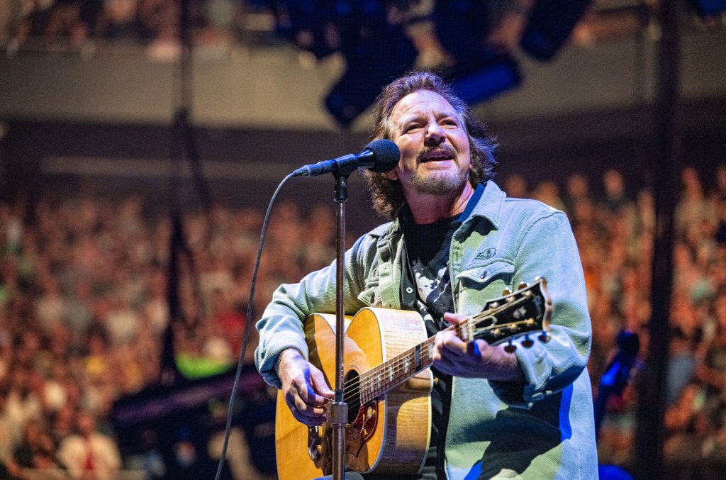 Vedder covers Springsteen's 'My City of Ruins' after Trump -Association
